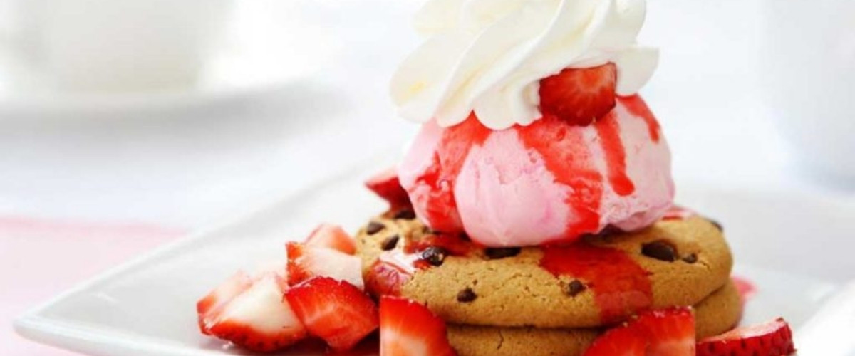 Cookie Dessert Station Wedding - ice cream