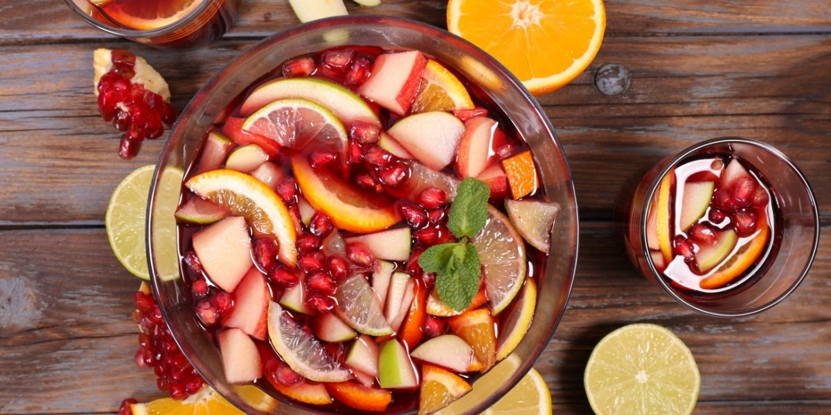 DIY Sangria Wedding Bar - fruits