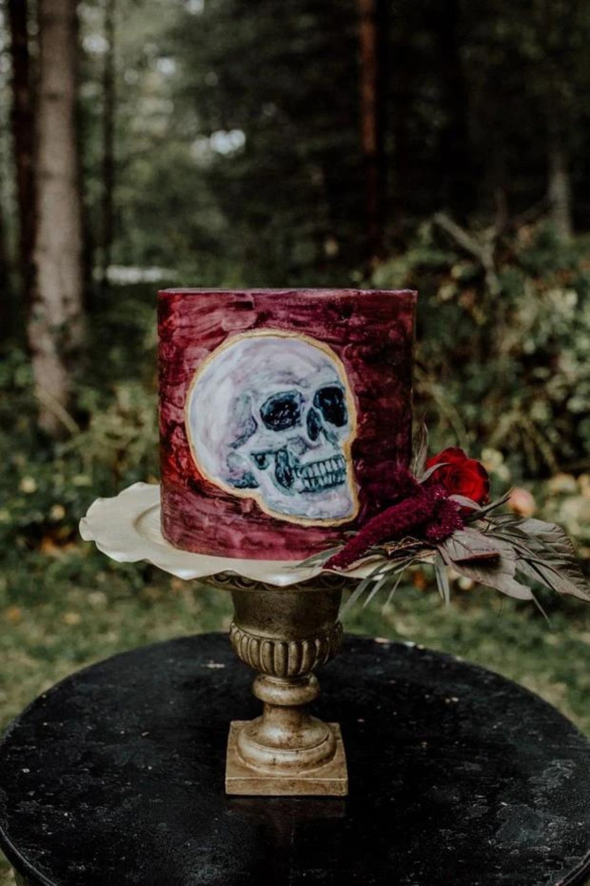 DIY Halloween Wedding Ideas: Tips