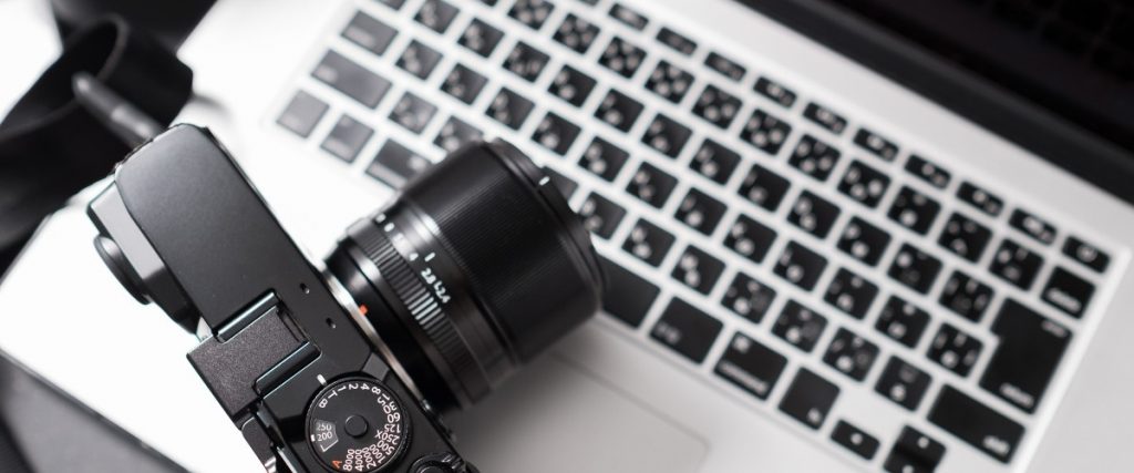 Why you Need to Book These Wedding Vendors - videographer