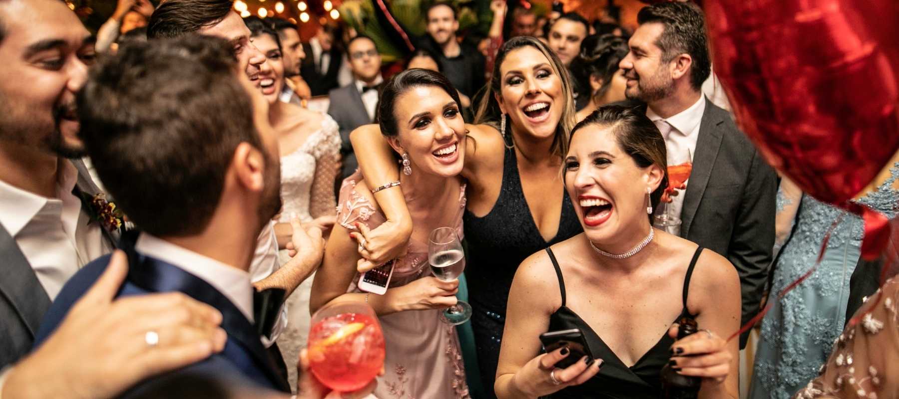 dj as wedding entertainment