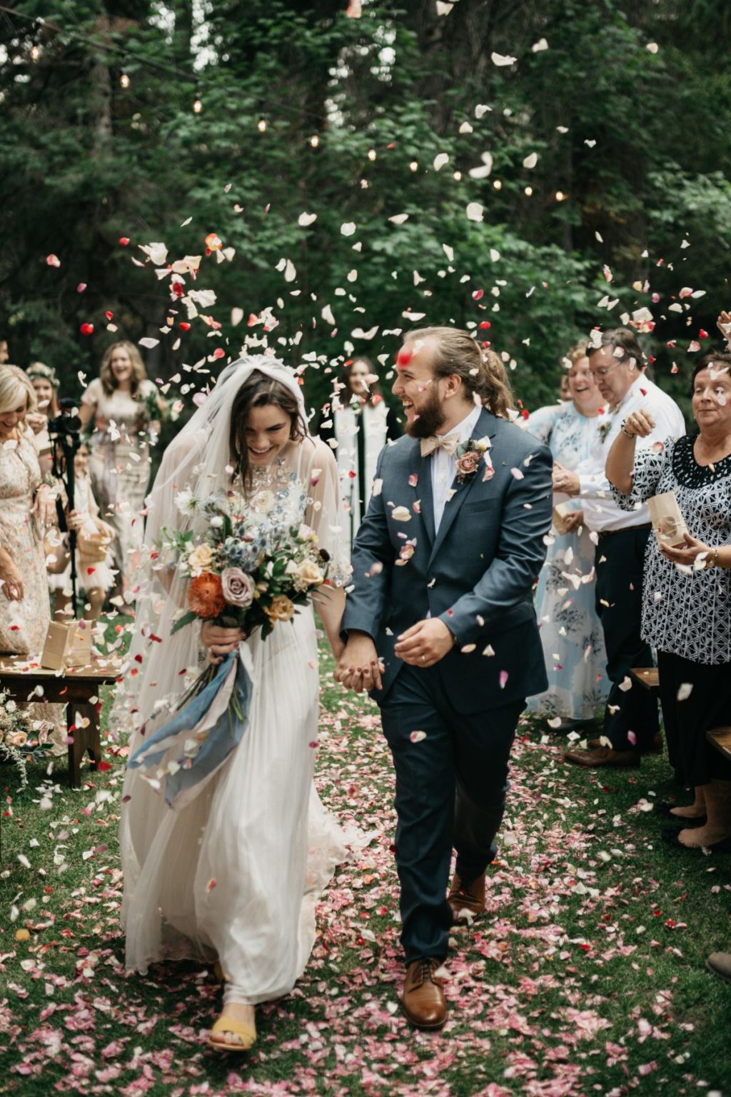 Wedding Exit Send-off Ideas: Creative and Fun Top 13 | DIY Guide