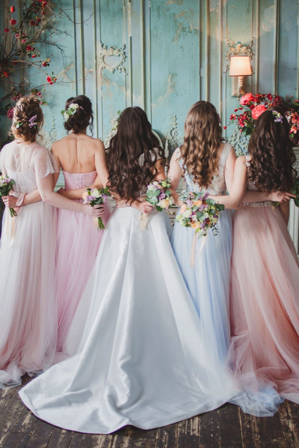 What do Bridesmaids Pay For? Wedding DIY Tips and Guides