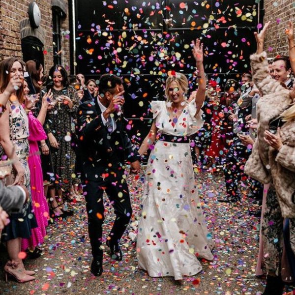 Wedding Exit Send-off Ideas: Creative and Fun Top 13 confetti