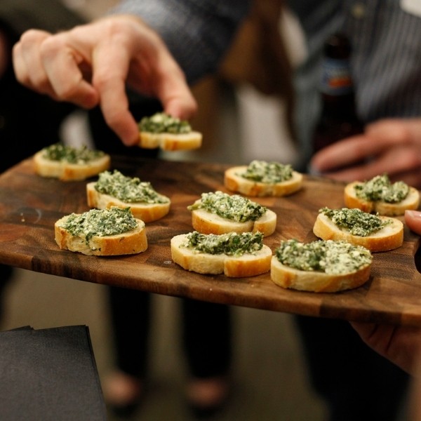 Cocktail Hour Food On A Budget Cheap Appetizers For Wedding