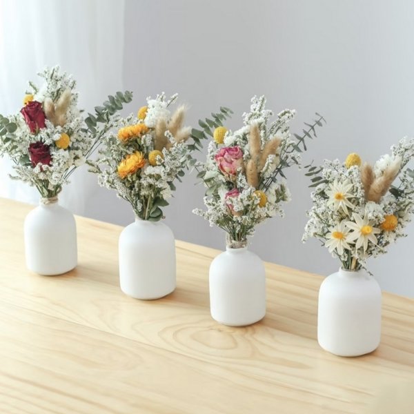 Easy DIY Cheap Wedding Centerpiece - dried bundle flowers