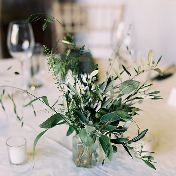 Cheap DIY Wedding Centerpiece: Easy Ideas