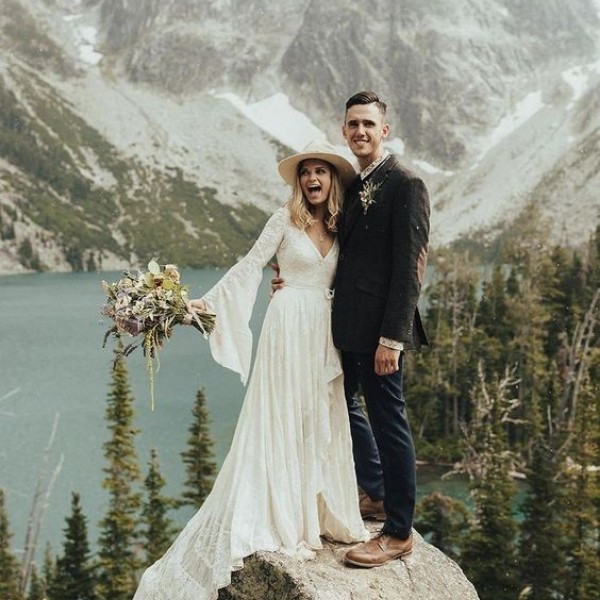 Wedding Elopement Ideas + Locations - mountains