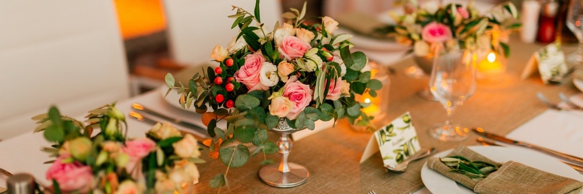 Why Wedding Flowers are Expensive