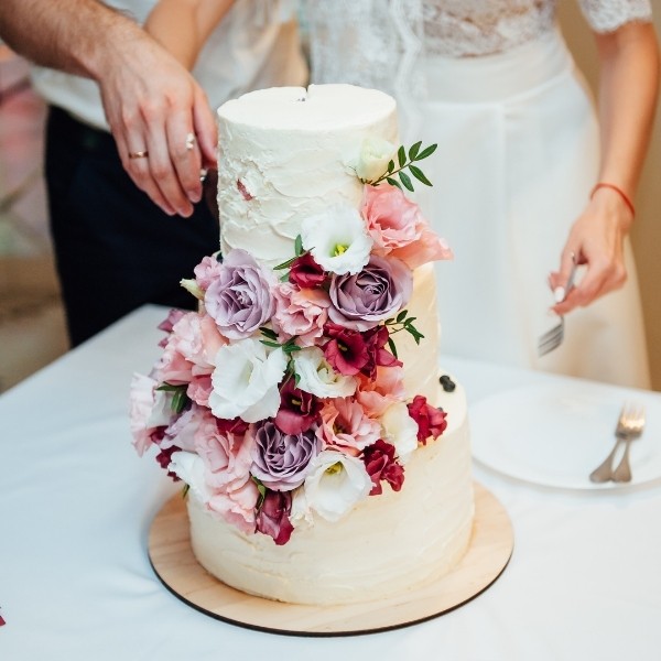 What can I DIY at my wedding that will not stress me out?