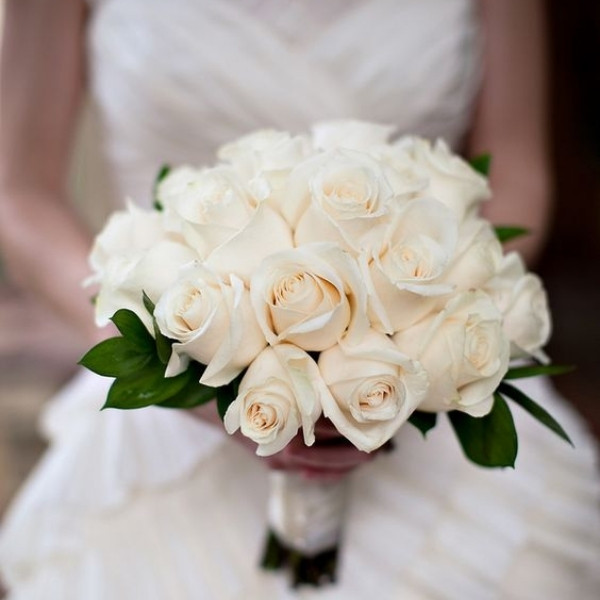 Cheap Wedding Bouquets - roses and greenery