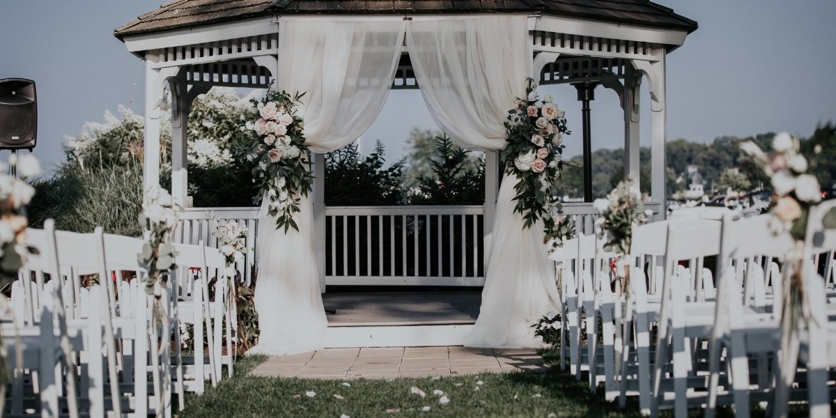 Is a Backyard Wedding Cheap?