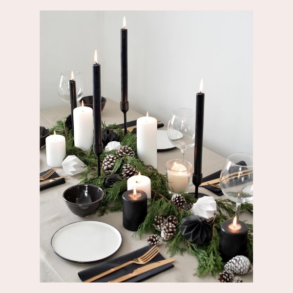 DIY Christmas Table Decor - black and white
