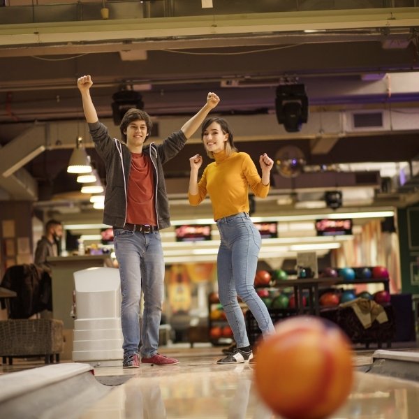 Date Ideas That Will Keep The Fire Burning - bowling