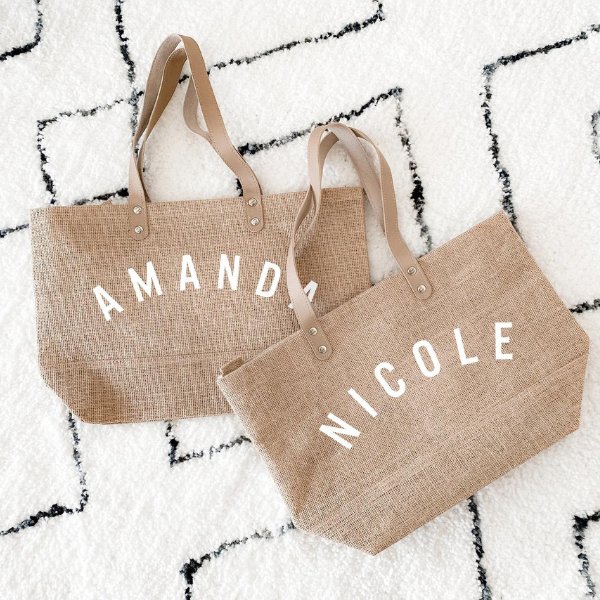 Personalized Christmas Gift Ideas Under $30 bag