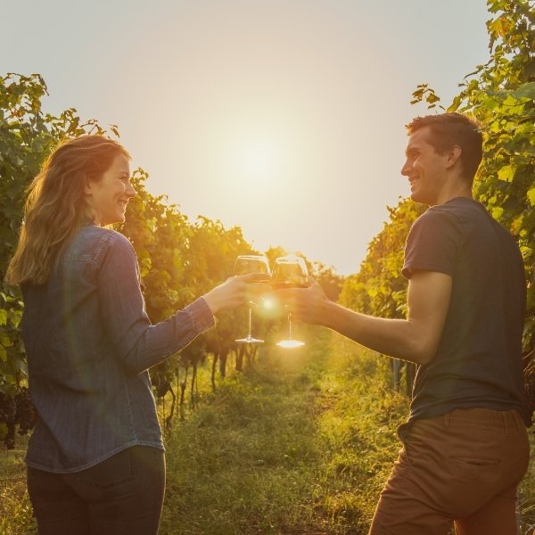 Date Ideas That Will Keep The Fire Burning - vineyard trip - wine tasting