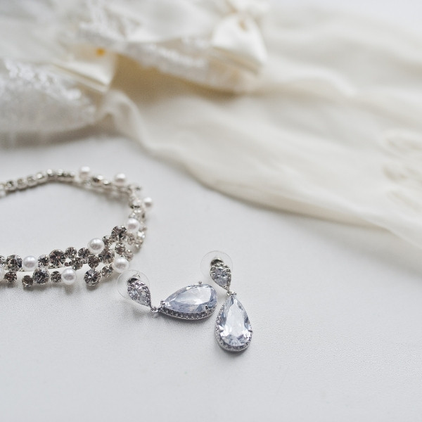 Wedding Accessories You Didn’t Think You Need