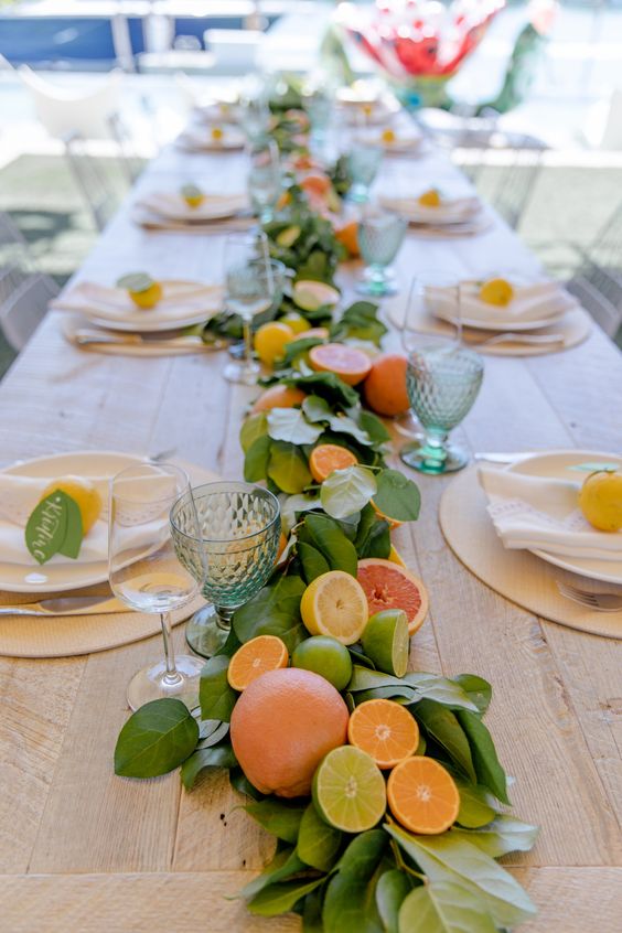 Easy + Elegant Rectangular Table Wedding Centerpiece Ideas. - fruits