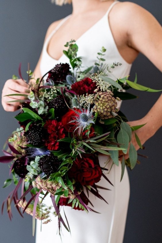 Dark and Moody Wedding Bouquet Ideas