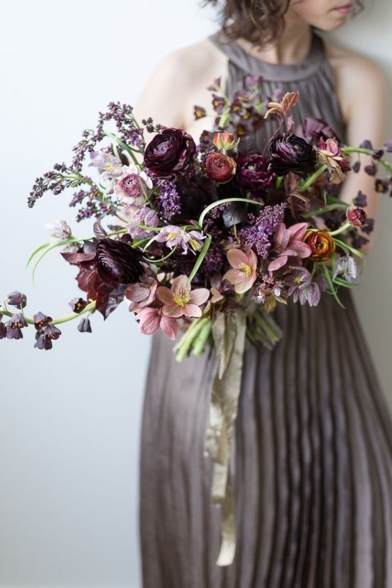 Dark and Moody Wedding Bouquet Ideas