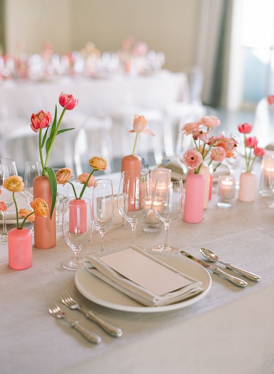 Bud Vase Centerpiece Ideas