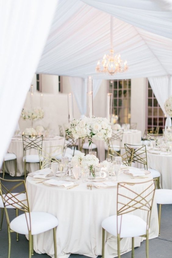 White Wedding Centerpiece Ideas: Classic & Elegant