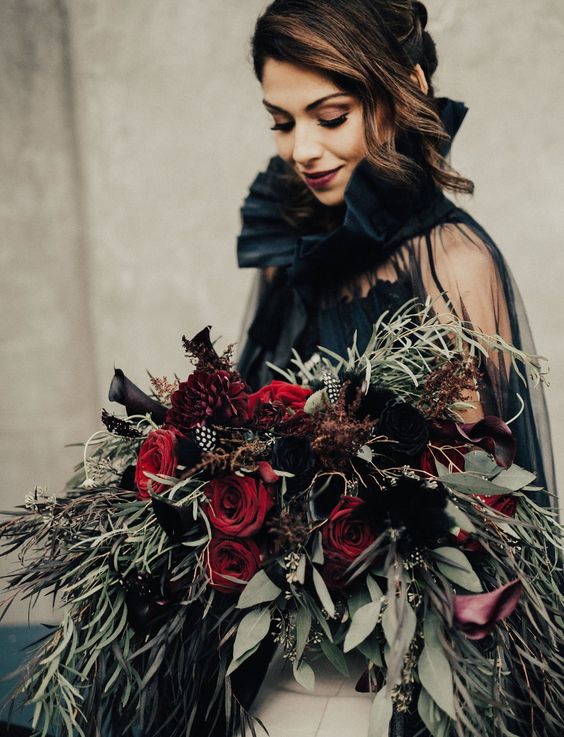 Dark and Moody Wedding Bouquet Ideas