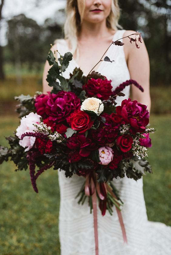 Dark and Moody Wedding Bouquet Ideas