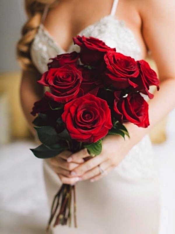 Red and Gold Wedding Inspirations - bouquet