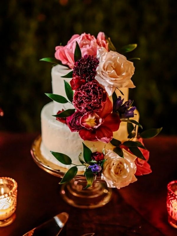 Jewel Toned Wedding Inspirations - wedding cake
