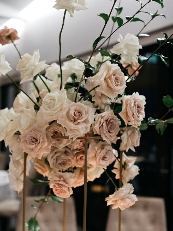 Champagne and Neutral Wedding Inspirations - roses