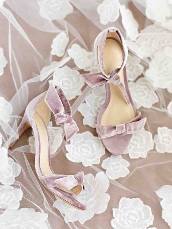 Lavender Lilac Wedding Ideas - shoes