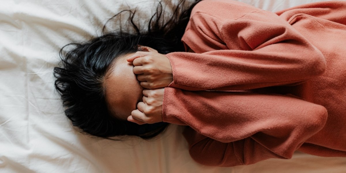 How To Deal With Wedding Anxiety - meditate