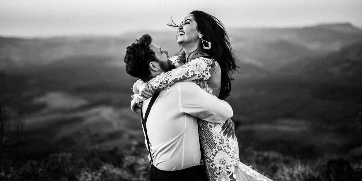 Overwhelmed While Wedding Planning? What To Do?