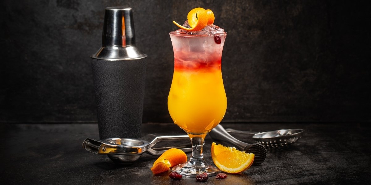 easy DIY cocktail recipes - sex on the beach