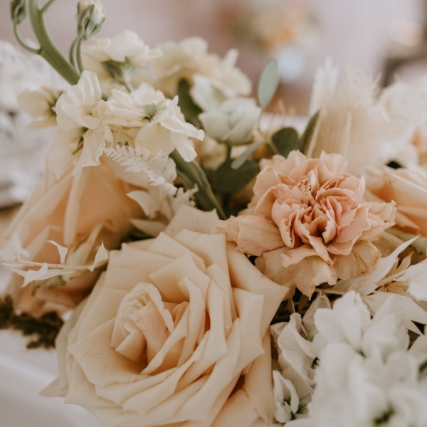 Champagne Cream Wedding Flower Designs