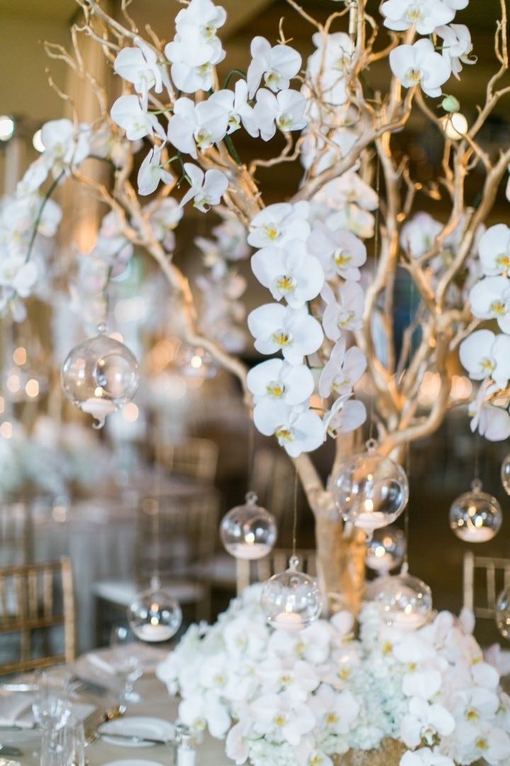 Gold and White Wedding Decor Inspiration