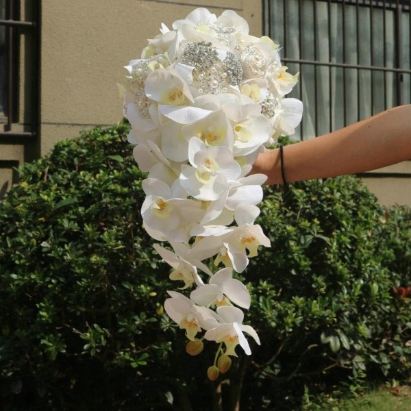 Silk Wedding Bouquet Designs You'll Love