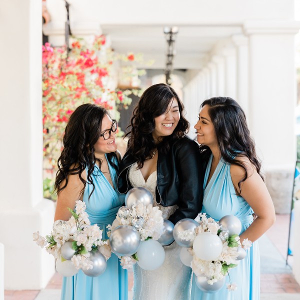 How To Choose Your Bridesmaids