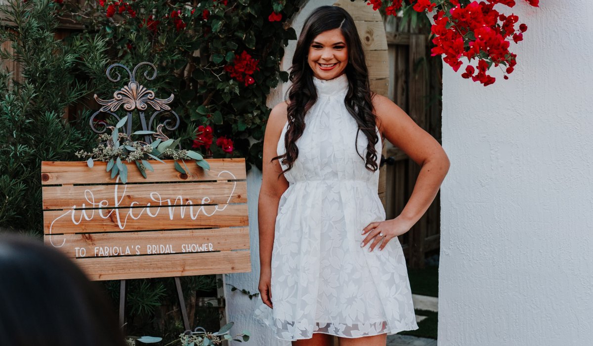How To Plan A Bridal Shower: 10 Tips