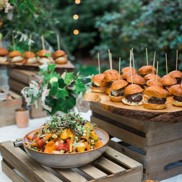 Budget-Friendly Meals DIY Wedding: Top 15