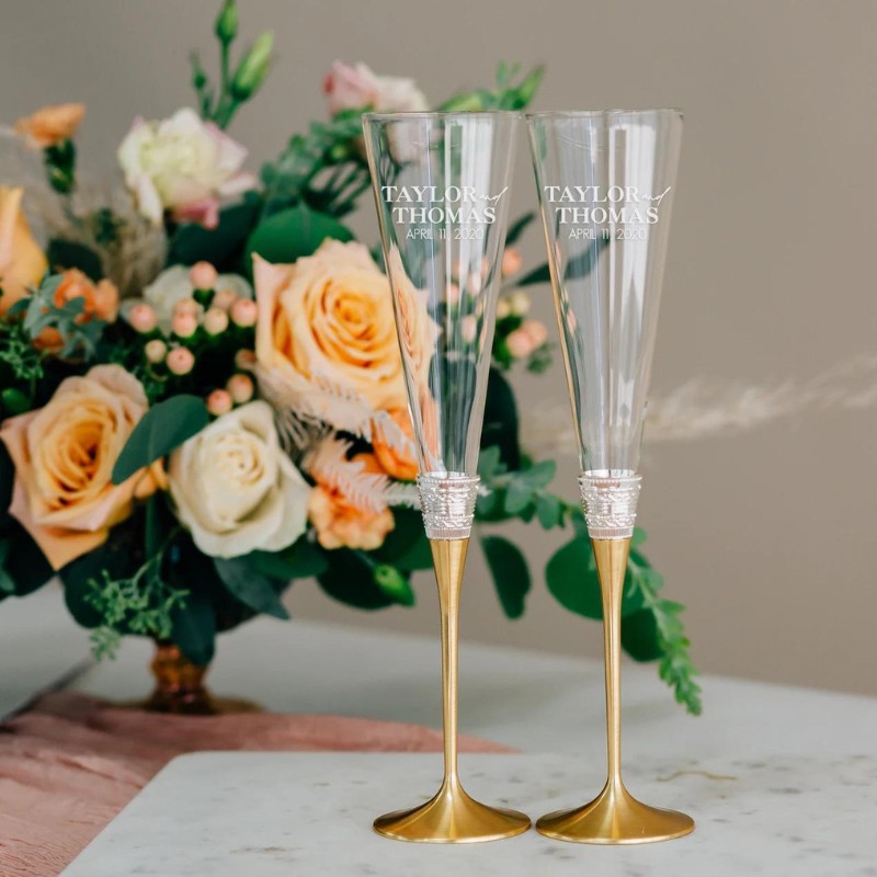 White Wedding Champagne Glasses With Beautiful Roses-romantic Wedding Toasting  Glasses-wedding Favor-floral Toasting Flutes-wedding Gift 