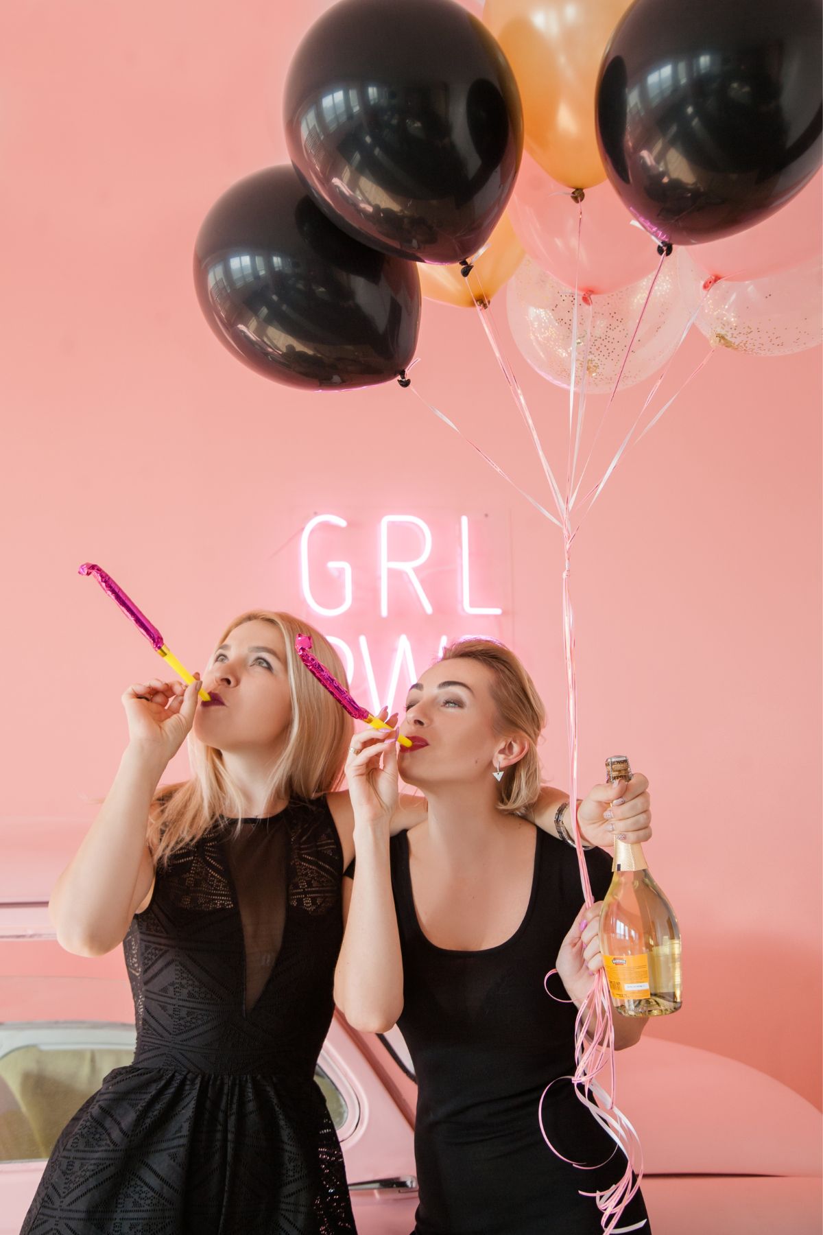How To Plan A Bridal Shower: 10 Tips