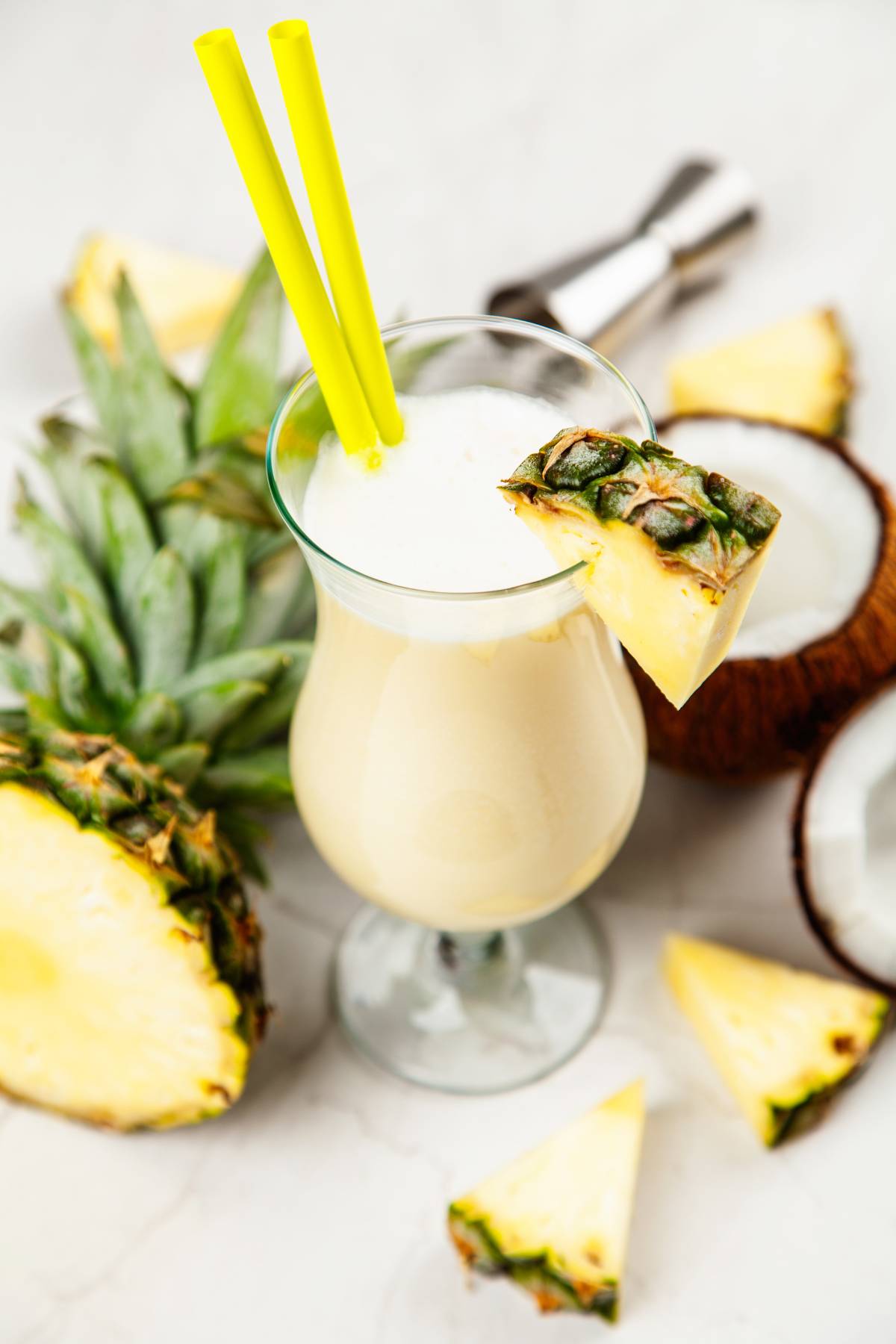 Easy Summer Drinks Your Guests Will Love: Top 15