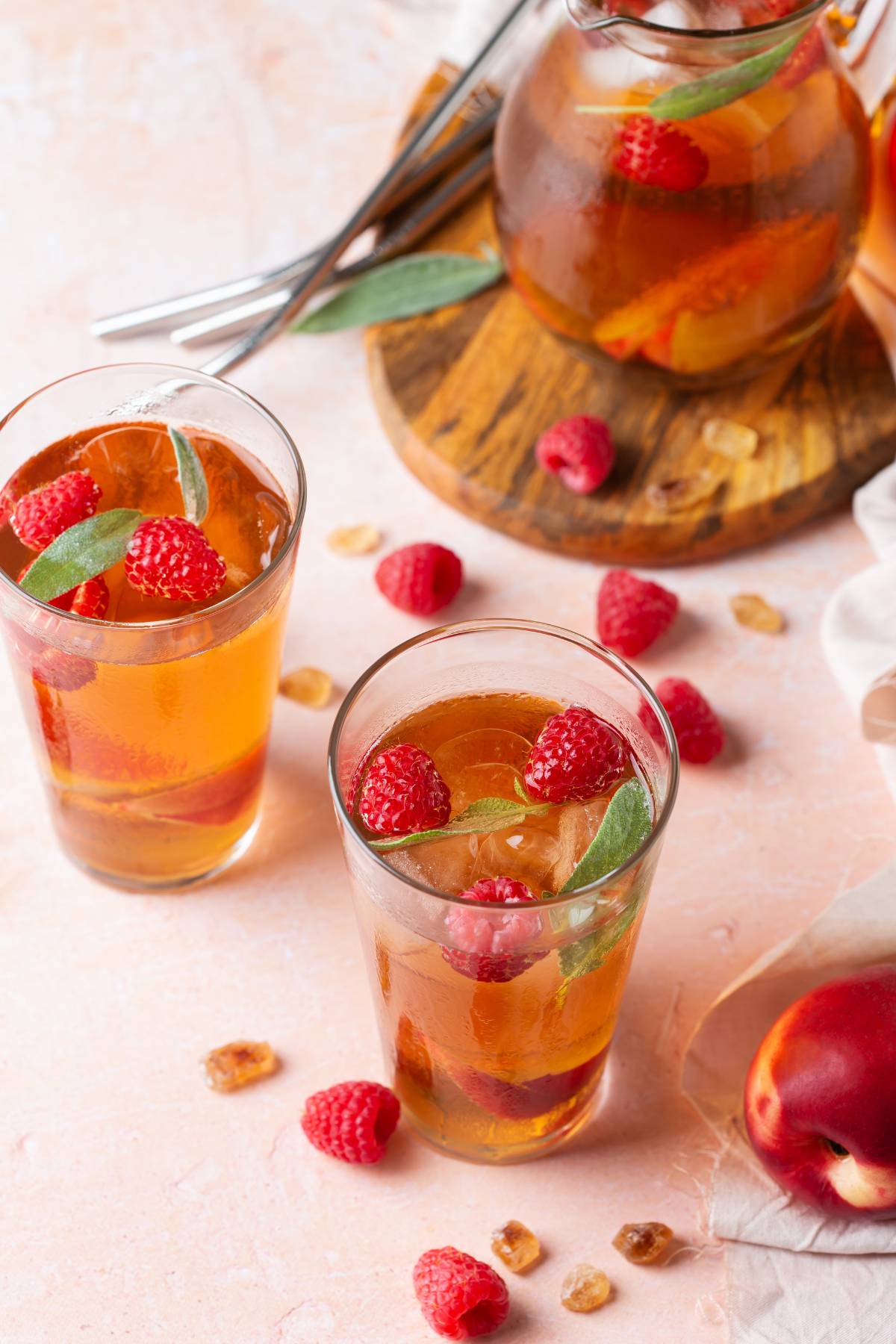 Easy Summer Drinks Your Guests Will Love: Top 15