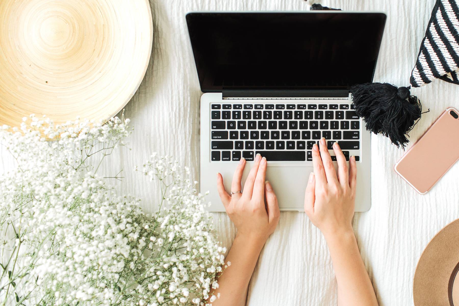 Wedding Planning Hacks: 30 DIY Checklist To Save Money - go paperless