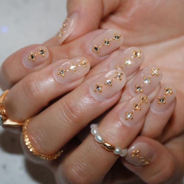 Wedding Nail Extensions: Should You Do It?