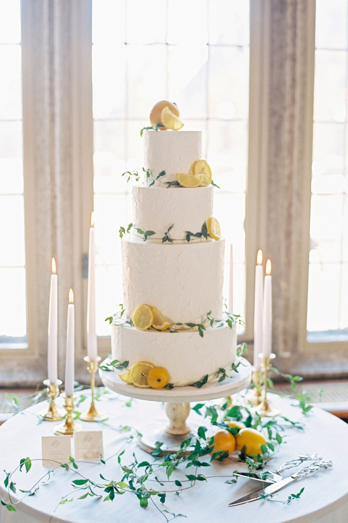 Best Wedding Cake Flavors - lemon