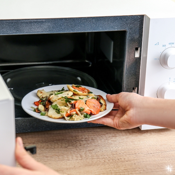 How to Cook Better In The Microwave: Tips