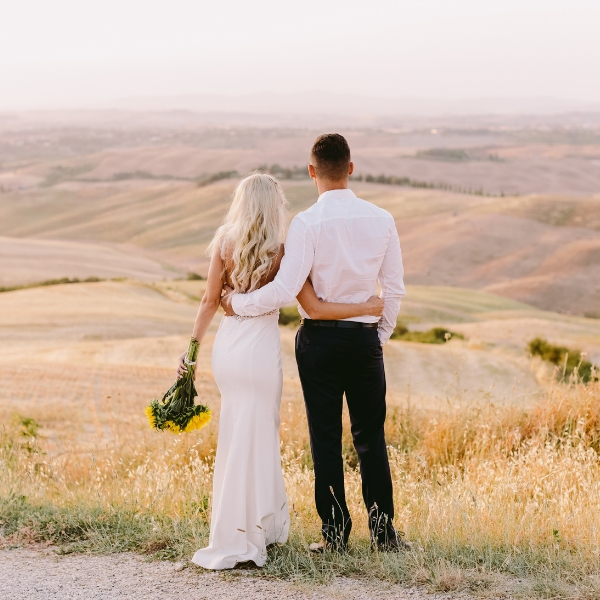 How To Plan Your Wedding in 10 Weeks Or Less